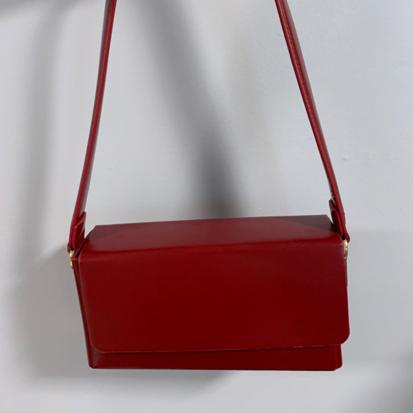 Red Rectangular Purse - Picture 1 of 3